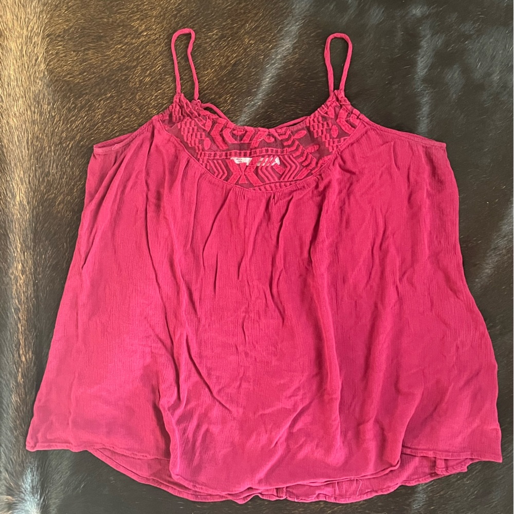 Maurices - burgundy spaghetti strap tank. SZ L